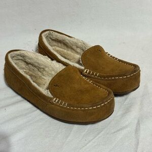 Koolaburra by Ugg Brown Suede Slippers Size 7